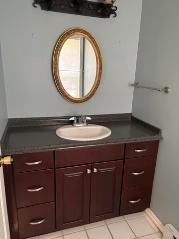 $2,600 | 15 Patriots Square, Unit 15, Mansfield, CT 06250