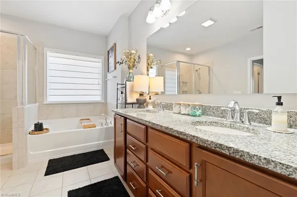 $589,900 | 100 Kreeger Court, King, NC 27021