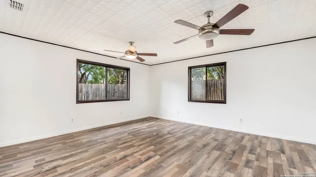 $1,900 | 9347 Lands Point Street, San Antonio, TX 78250