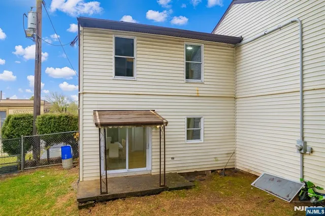 $360,000 | 71 16th Avenue, Unit 104, Newark, NJ 07103