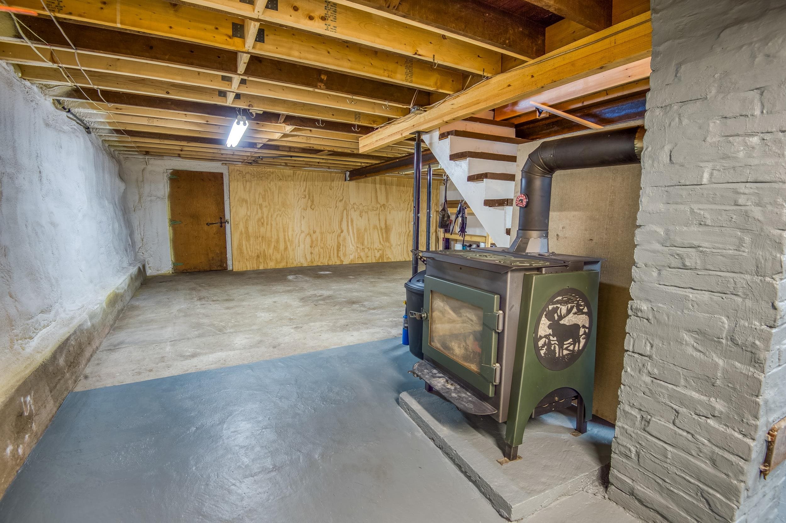 15 Chalet Loop Road Berlin, NH 03570 - Photo 19 of 39