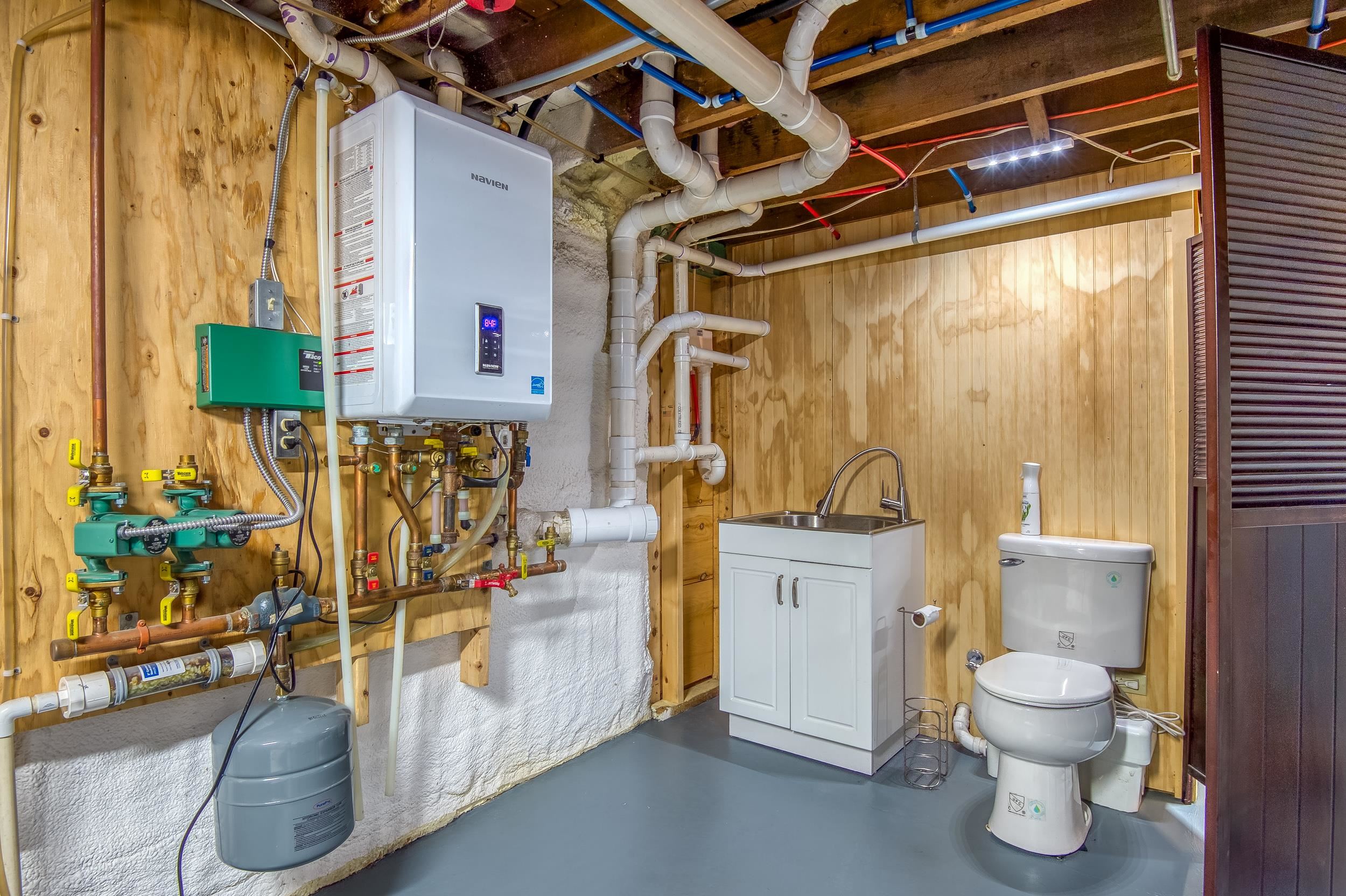 15 Chalet Loop Road Berlin, NH 03570 - Photo 21 of 39