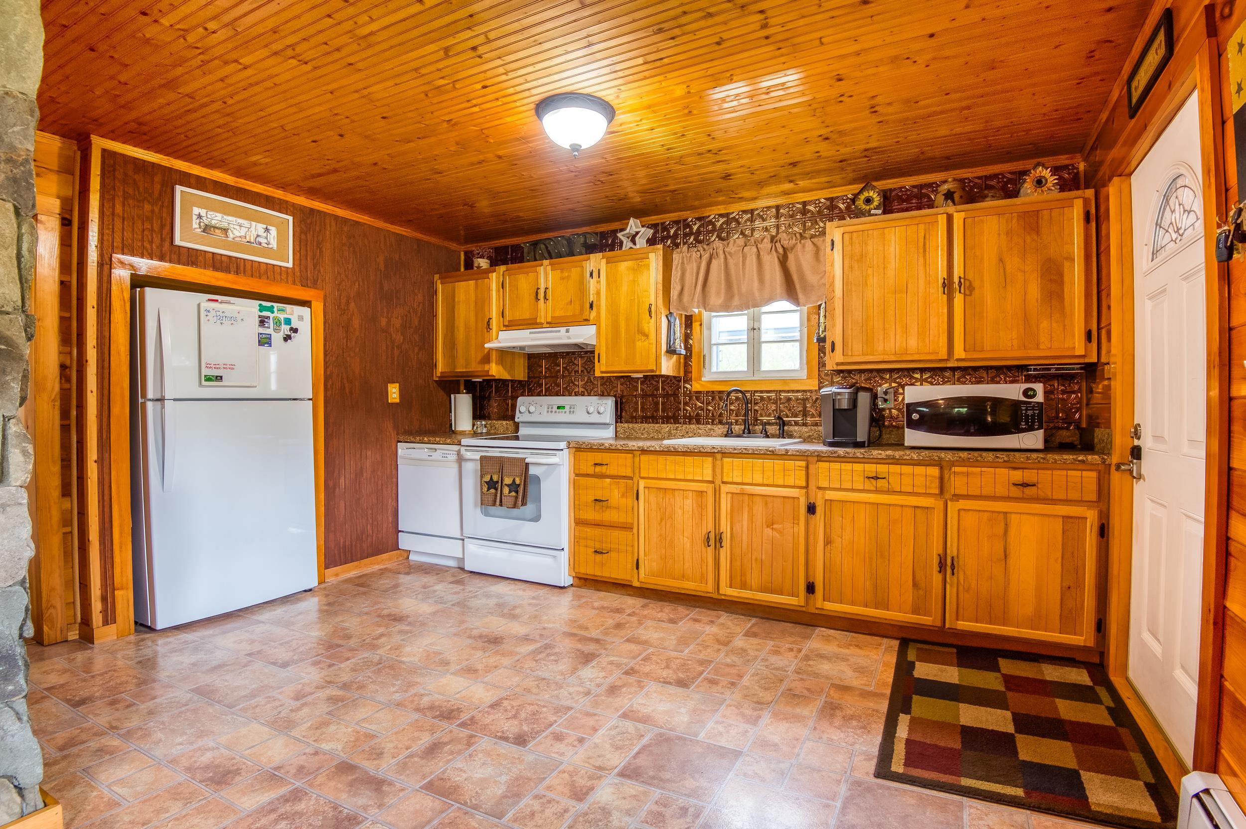 15 Chalet Loop Road Berlin, NH 03570 - Photo 24 of 39