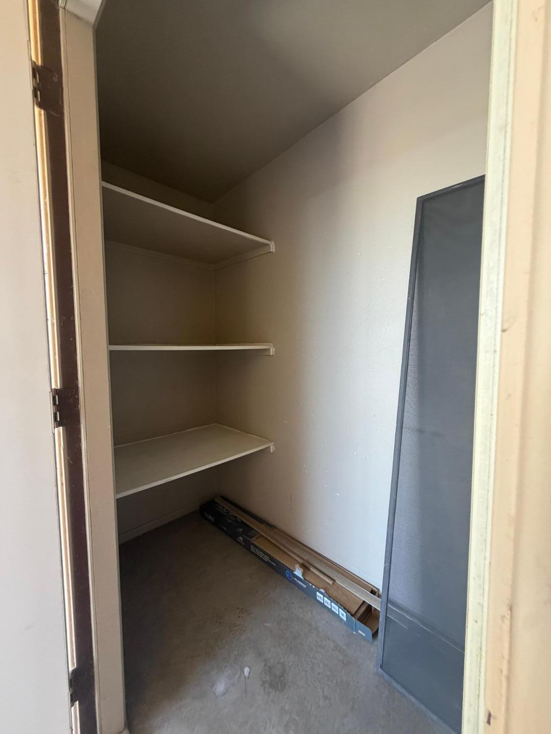 520 South Greenfield Road, Unit 41 Mesa, AZ 85206 - Photo 18 of 24 a view of an empty room