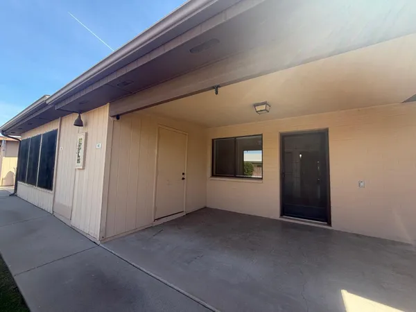 $1,525 | 520 South Greenfield Road, Unit 41, Mesa, AZ 85206