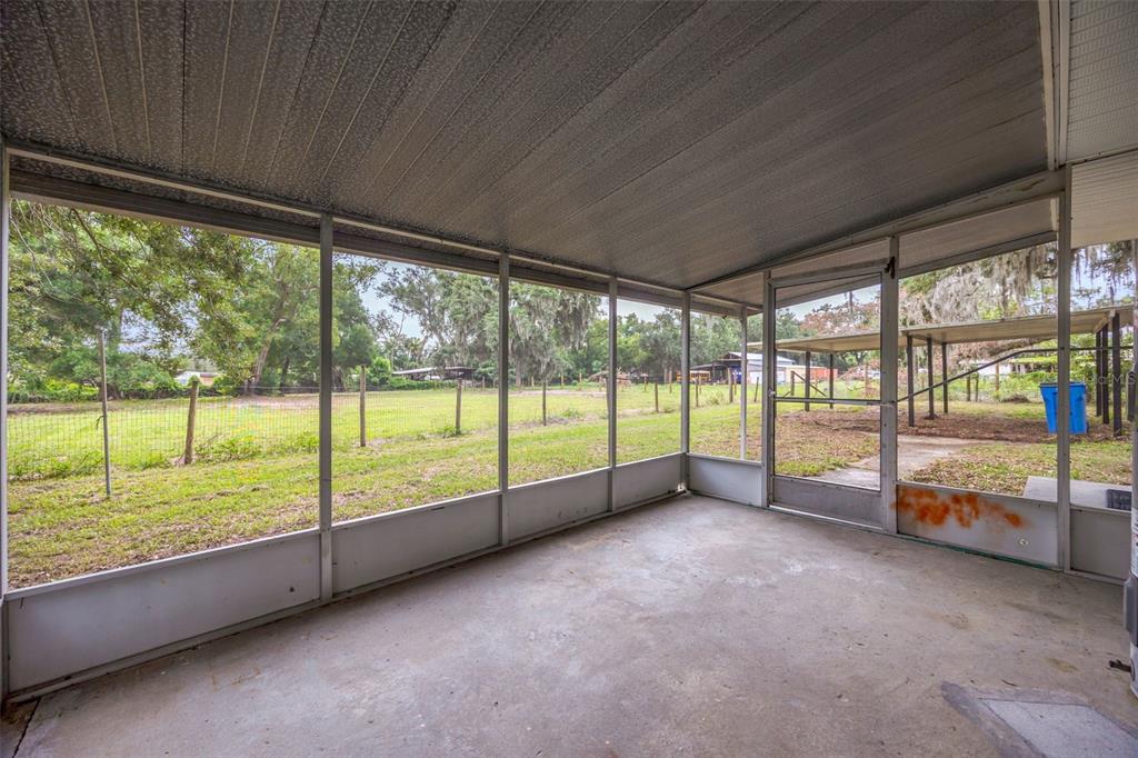 308 South Kingsway Road Seffner, FL 33584 - Photo 25 of 31