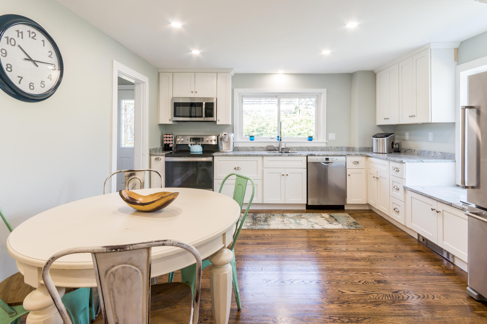43 Edgartown Road Vineyard Haven, MA 02568 - Photo 5 of 28 43 Edgartown Road (17 of 28)