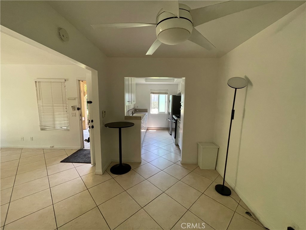 134 Clearbrook, Unit 14 Irvine, CA 92614 - Photo 4 of 9 a bathroom with a sink and a mirror