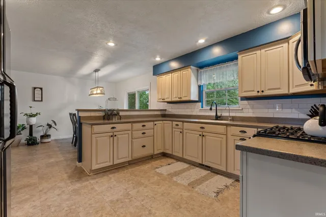 $499,000 | 20630 County Road 20, Goshen, IN 46528