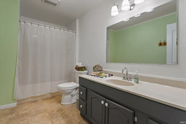 $499,000 | 20630 County Road 20, Goshen, IN 46528