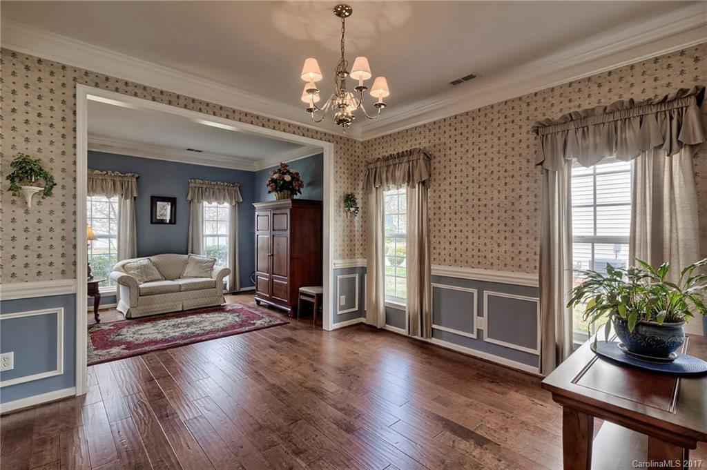 12743 Winget Road Charlotte, NC 28278 - Photo 5 of 24 Gallery Image 5