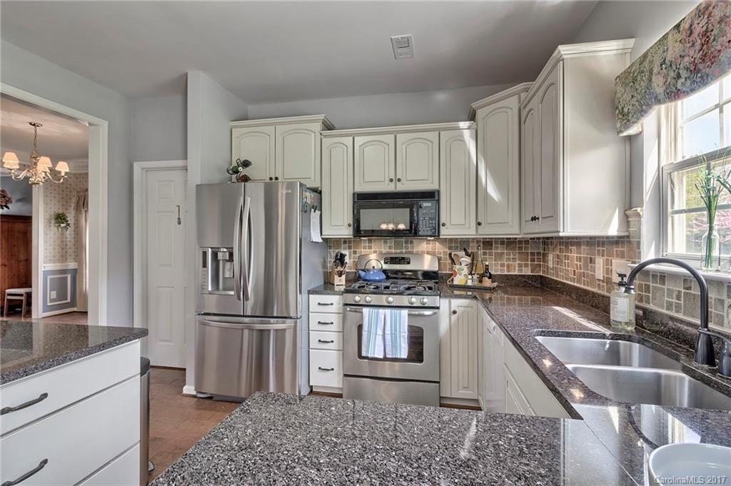 12743 Winget Road Charlotte, NC 28278 - Photo 8 of 24 Gallery Image 8