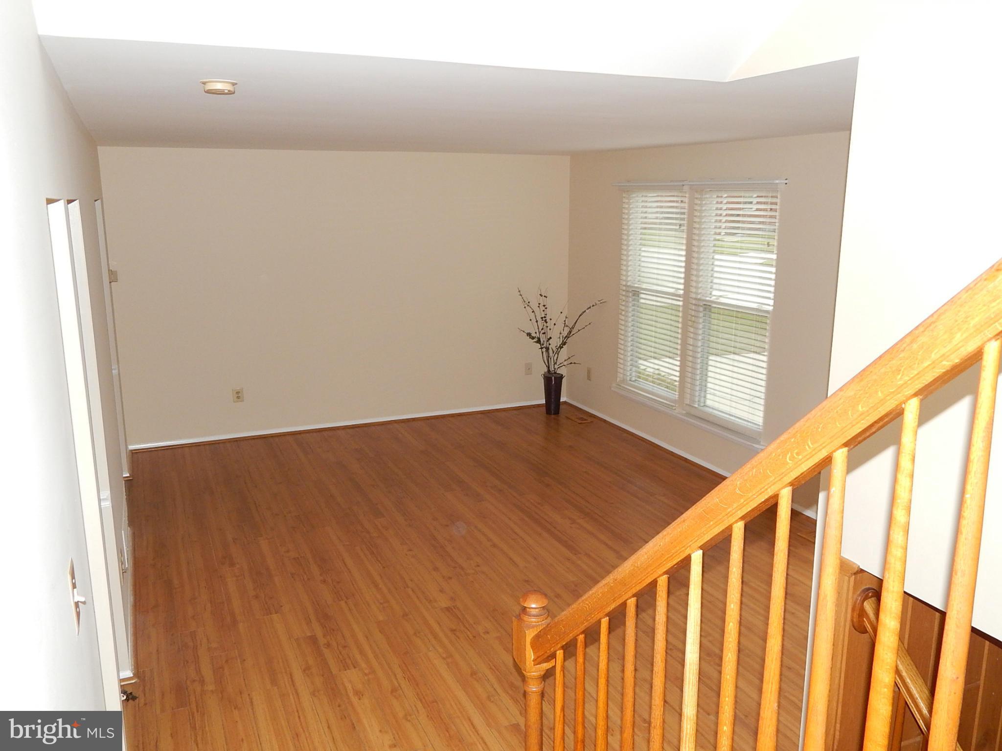 8449 Spring Road Pasadena, MD 21122 - Photo 5 of 28 Living Room