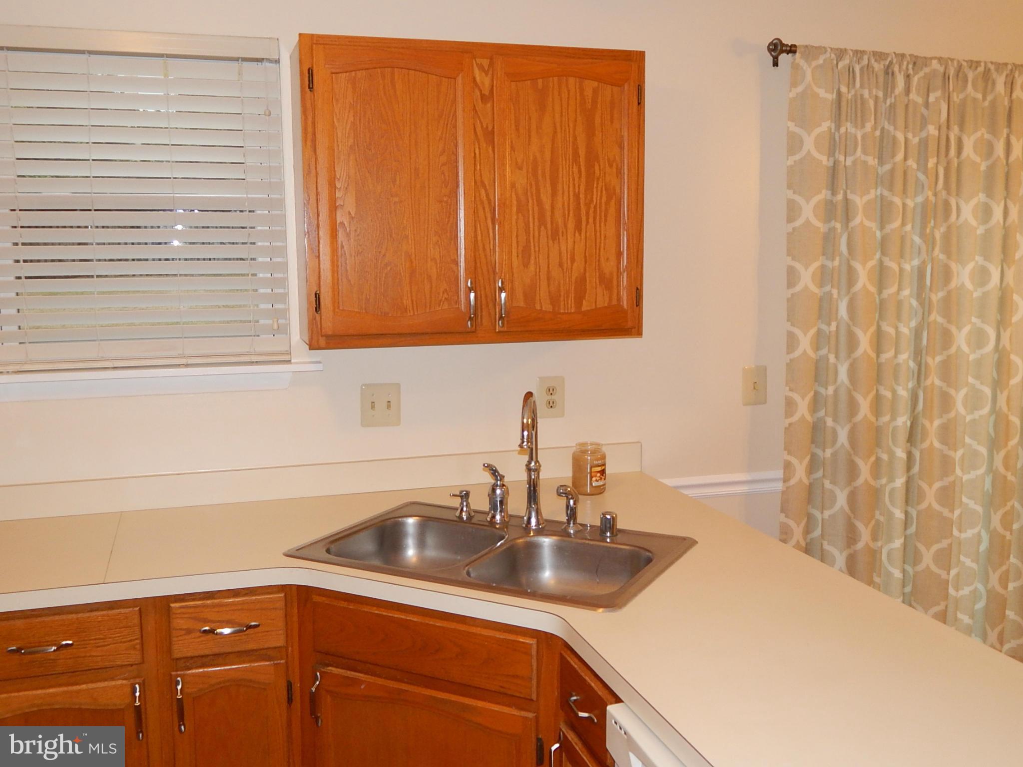 8449 Spring Road Pasadena, MD 21122 - Photo 8 of 28 Kitchen