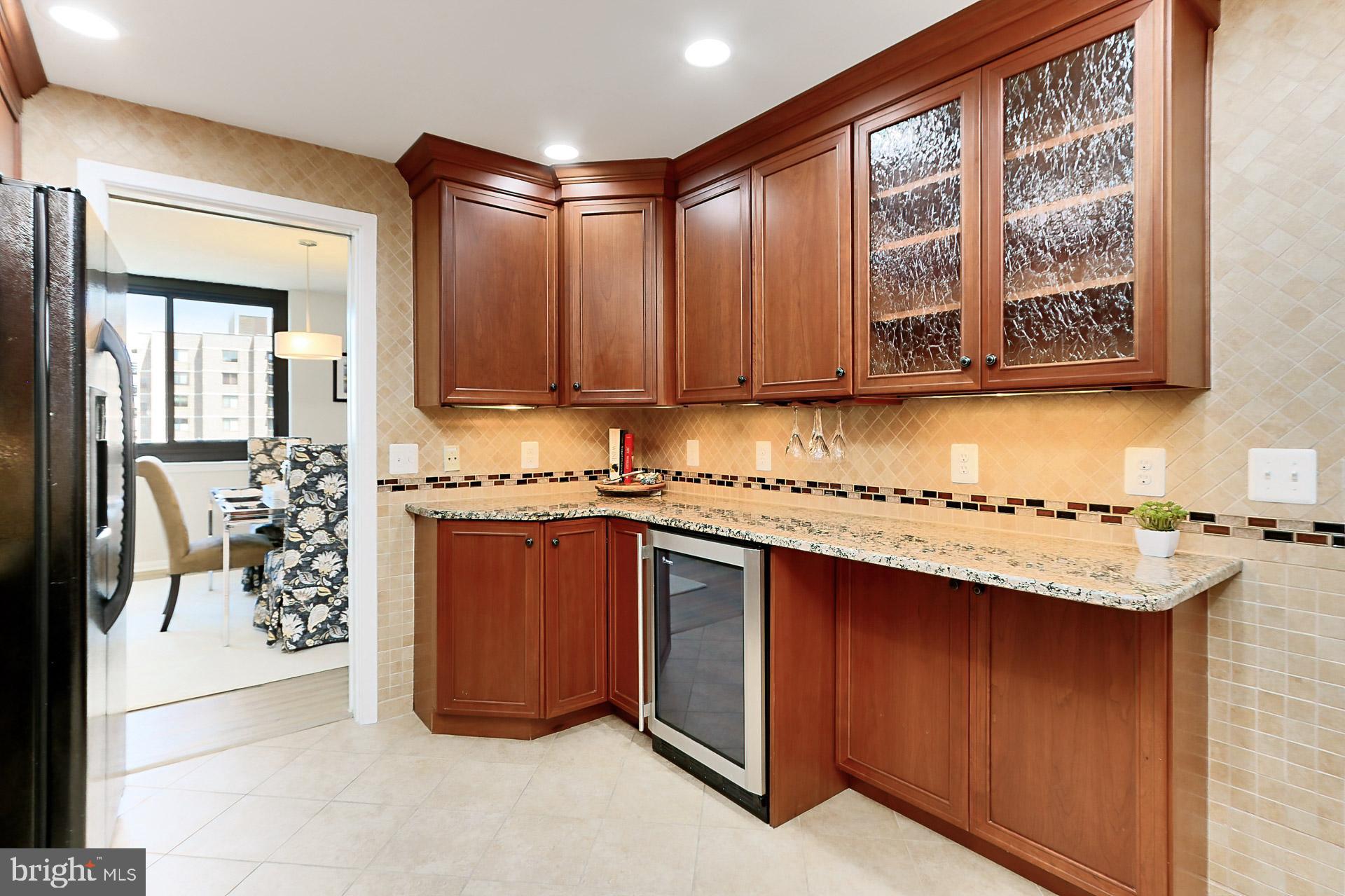 5501 Seminary Road, Unit 2312S Falls Church, VA 22041 - Photo 15 of 46 So Much Space to Cook, Prep and Entertain