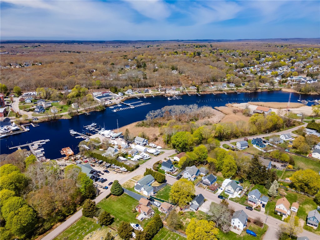 70 Margin Street Westerly, RI 02891 - Photo 10 of 48