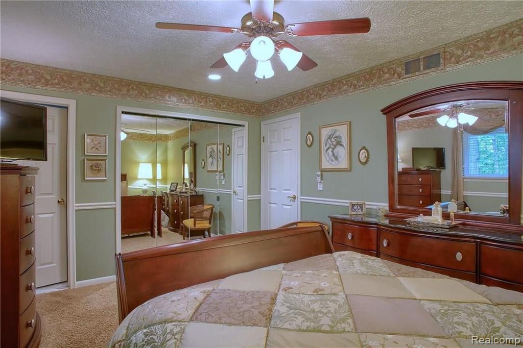 11031 Messmore Road Utica, MI 48317 - Photo 14 of 30