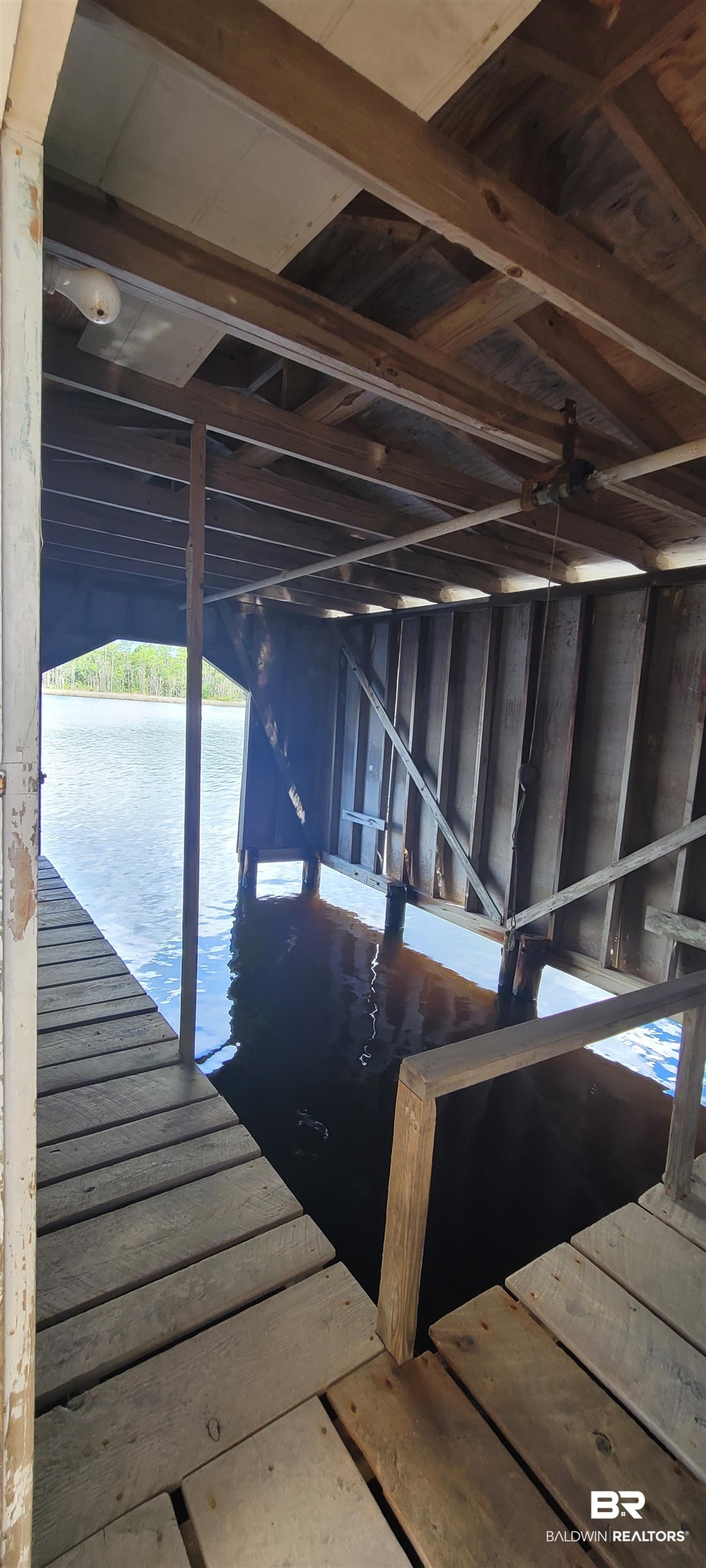 9699 Soldier Creek Road Lillian, AL 36549 - Photo 11 of 50 Enclosed Boat House