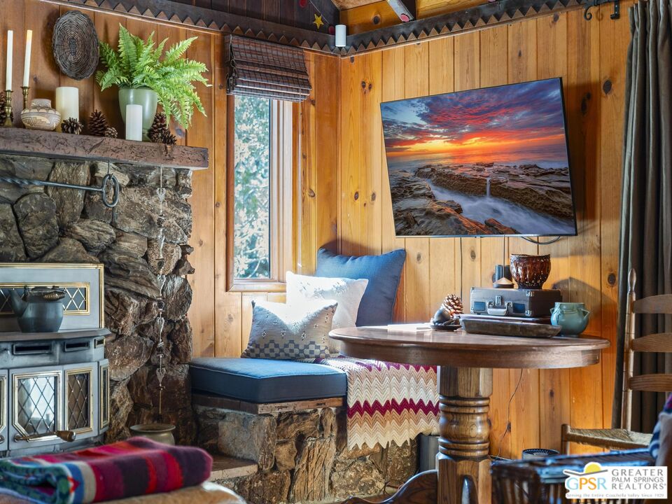 53241 Middleridge Drive Idyllwild, CA 92549 - Photo 13 of 49