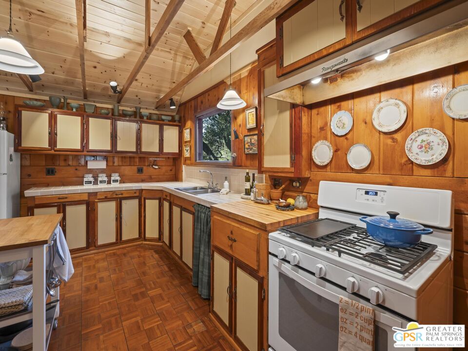53241 Middleridge Drive Idyllwild, CA 92549 - Photo 20 of 49
