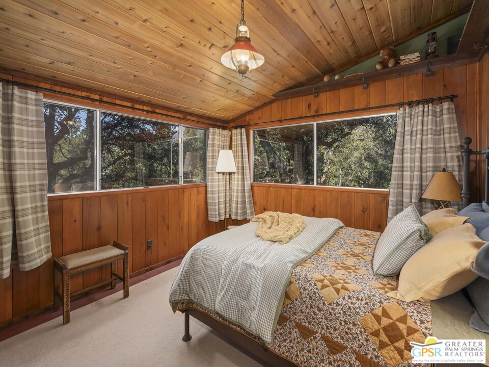 53241 Middleridge Drive Idyllwild, CA 92549 - Photo 23 of 49