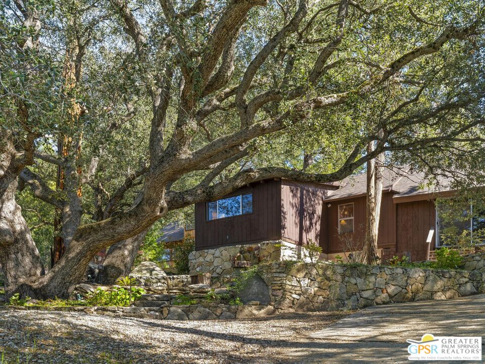 53241 Middleridge Drive Idyllwild, CA 92549 - Photo 7 of 49