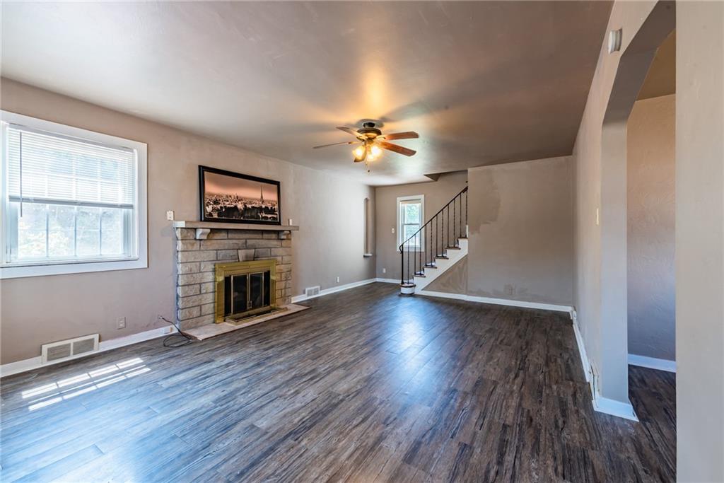 11410 Frankstown Road Pittsburgh, PA 15235 - Photo 5 of 22 Gallery Image 5