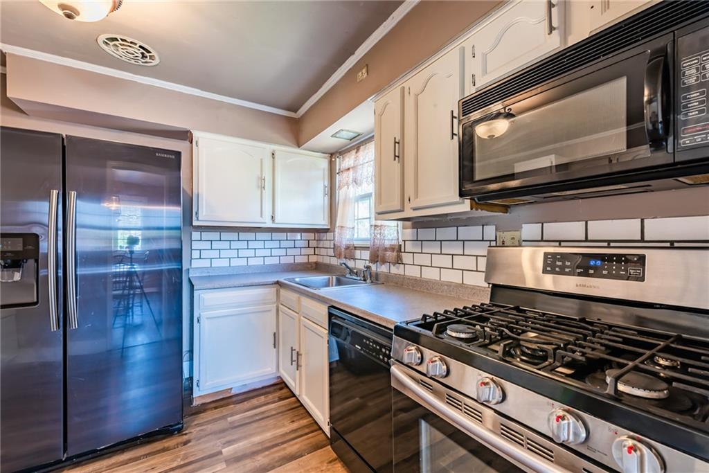 11410 Frankstown Road Pittsburgh, PA 15235 - Photo 8 of 22 Gallery Image 8