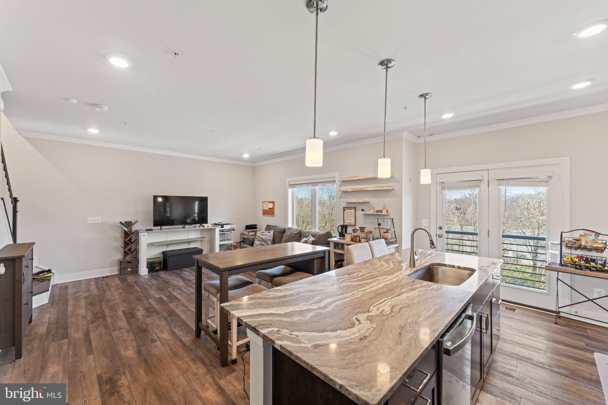 1330 Rail Woodbridge, VA 22191 - Photo 10 of 28 a large kitchen with a table and chairs