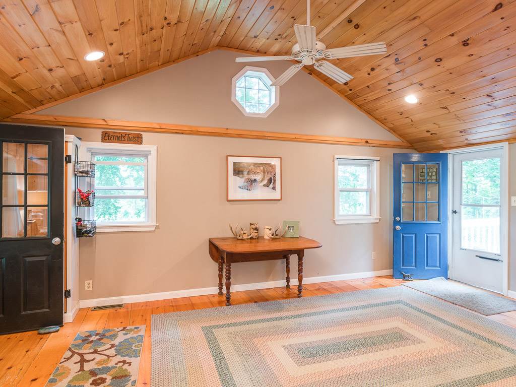 237 A Middle Road Deerfield, NH 03037 - Photo 17 of 32 Gallery Image 17