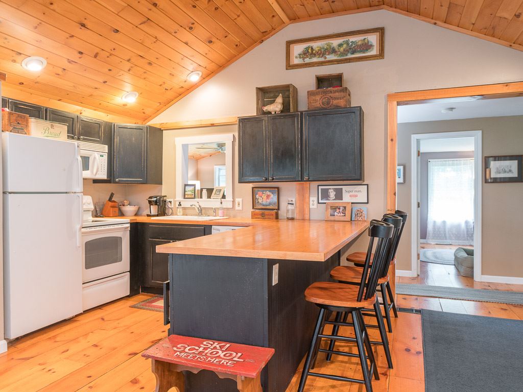 237 A Middle Road Deerfield, NH 03037 - Photo 19 of 32 Gallery Image 19
