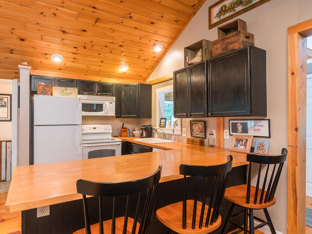 237 A Middle Road Deerfield, NH 03037 - Photo 21 of 32 Gallery Image 21