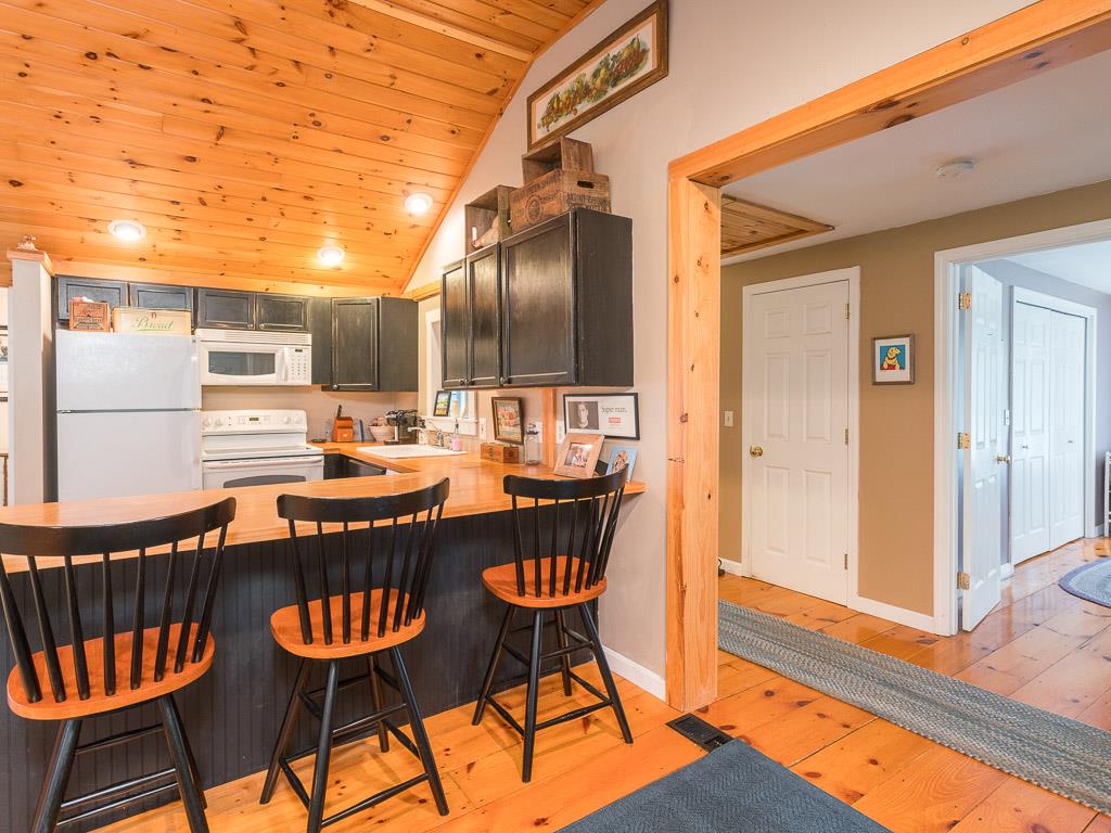 237 A Middle Road Deerfield, NH 03037 - Photo 25 of 32 Gallery Image 25