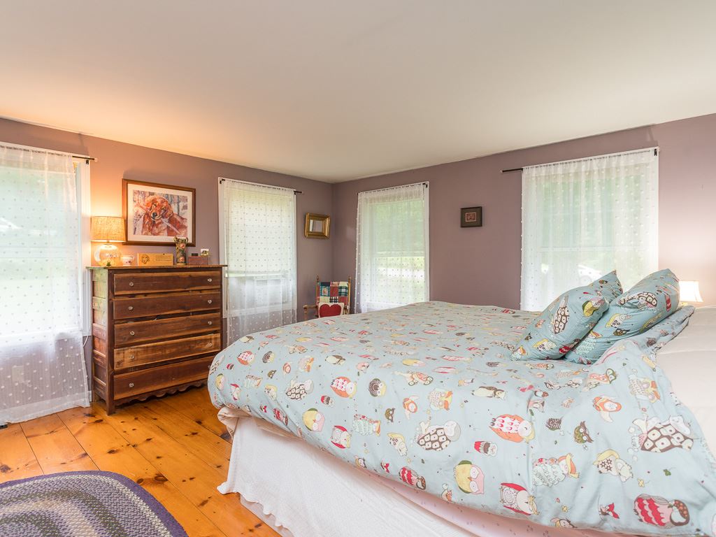 237 A Middle Road Deerfield, NH 03037 - Photo 29 of 32 Gallery Image 29