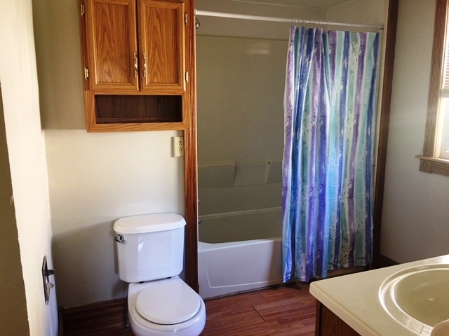 418 Jefferson Street Rochester, IN 46975 - Photo 8 of 11