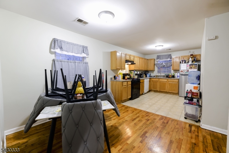 289 South 7th Street Newark, NJ 07103 - Photo 21 of 33