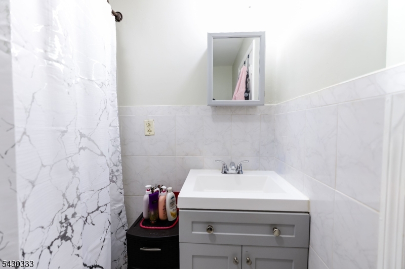 289 South 7th Street Newark, NJ 07103 - Photo 28 of 33