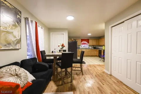 $750,000 | 289 South 7th Street, Newark, NJ 07103