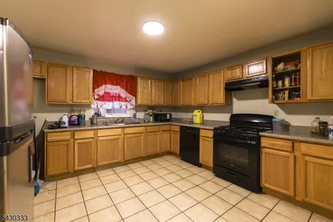 $750,000 | 289 South 7th Street, Newark, NJ 07103