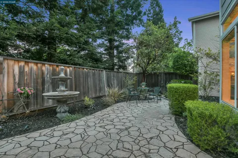 $909,900 | 508 Valley View Court, Martinez, CA 94553