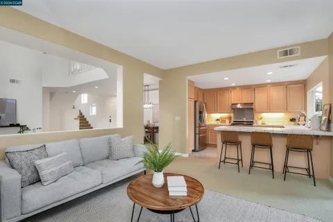 $909,900 | 508 Valley View Court, Martinez, CA 94553