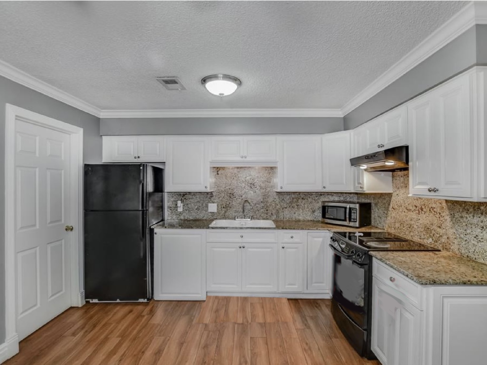 1837 Witte Road Houston, TX 77080 - Photo 10 of 31