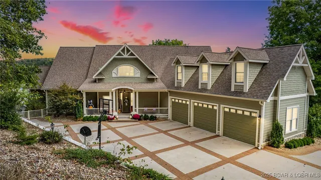 $1,550,000 | 323 Cherry Hill Drive, Lake Ozark, MO 65049