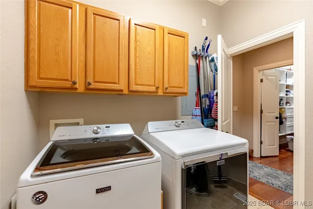 $1,550,000 | 323 Cherry Hill Drive, Lake Ozark, MO 65049