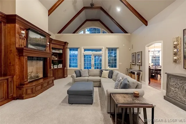 $1,550,000 | 323 Cherry Hill Drive, Lake Ozark, MO 65049