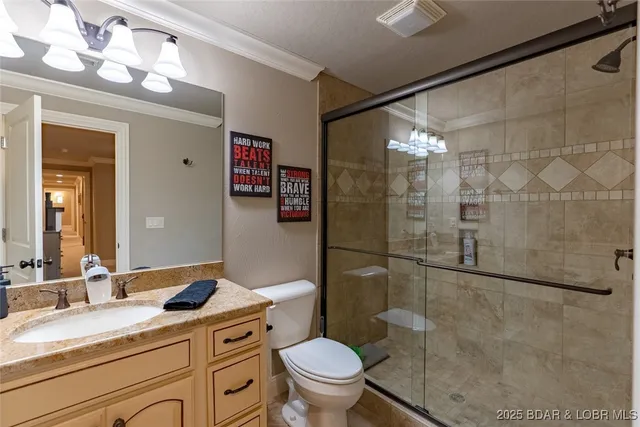 $1,550,000 | 323 Cherry Hill Drive, Lake Ozark, MO 65049