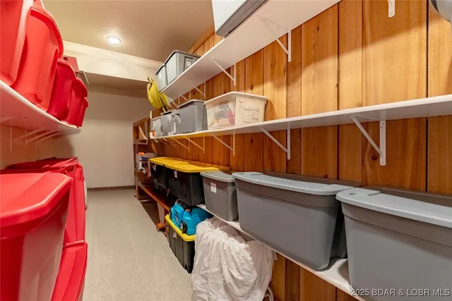 $1,550,000 | 323 Cherry Hill Drive, Lake Ozark, MO 65049