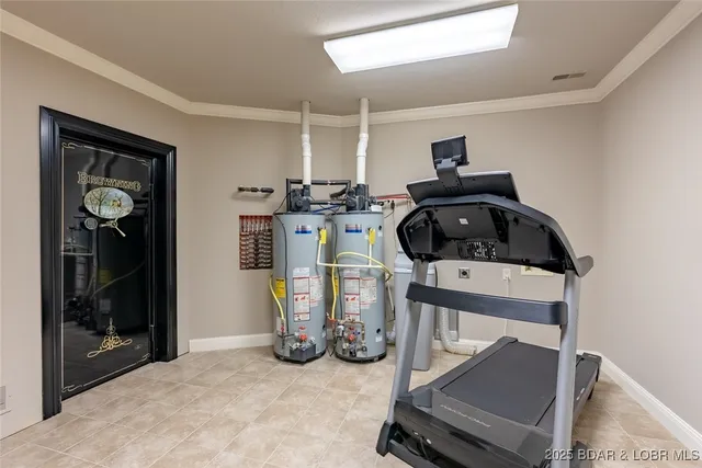 $1,550,000 | 323 Cherry Hill Drive, Lake Ozark, MO 65049