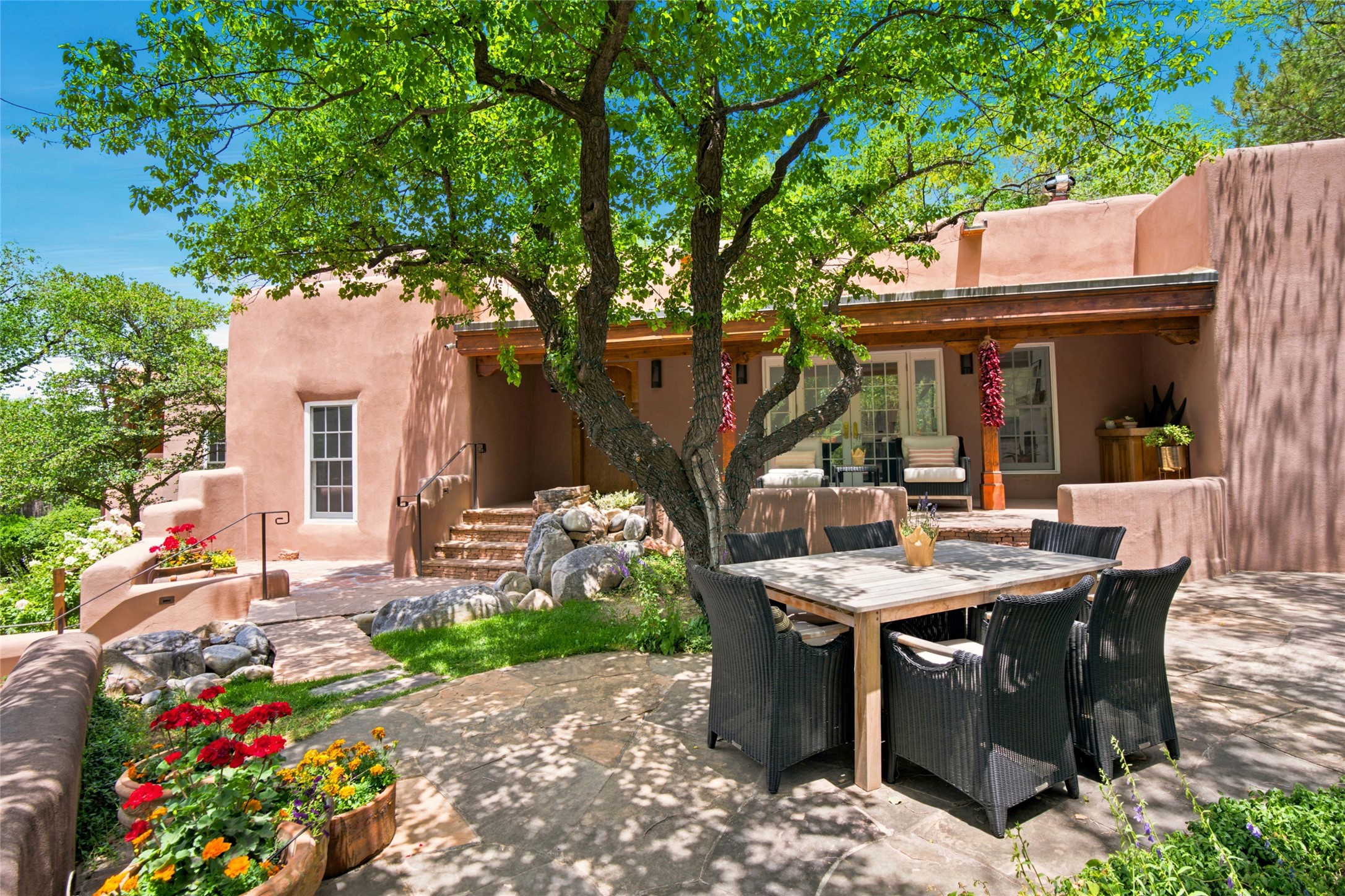 541 Camino Rancheros Santa Fe, NM 87505 - Photo 2 of 42