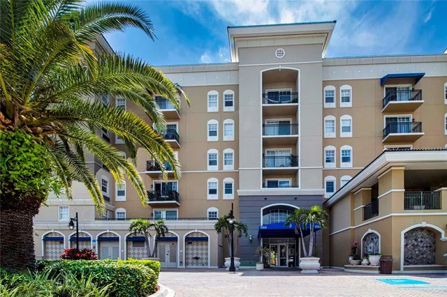 $439,000 | 1064 North Tamiami Trail, Unit 1209, Sarasota, FL 34236
